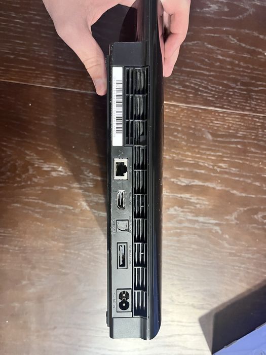 Продам приставку ps3