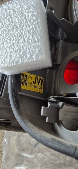 Ліхтарі задні на Vectra c(оригінал)