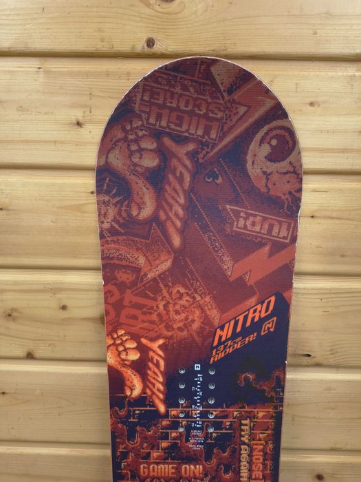 Deska snowboardowa Nitro Ripper 137 cm + wiązania (A23)