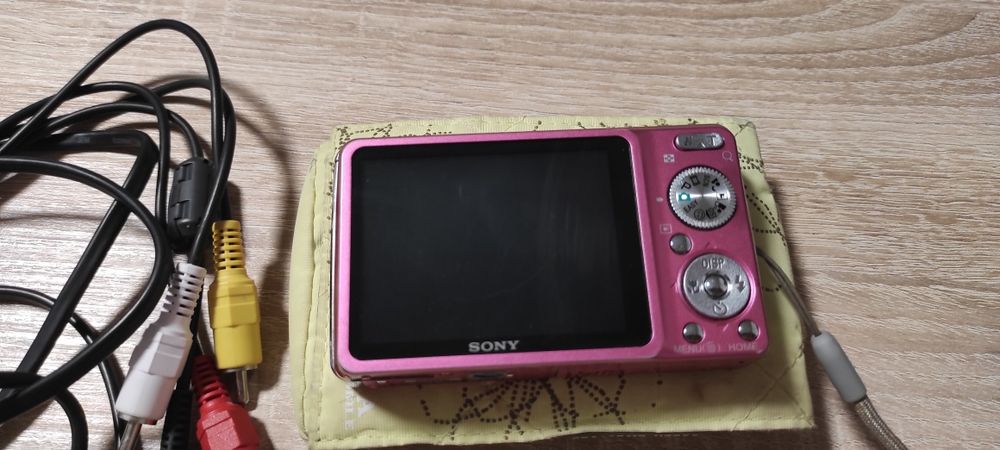 Фотоаппарат Sony Cybershot DSC-W220 12.1 МП