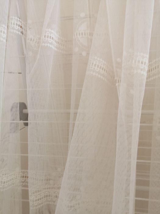 Kawałki firan do wykorzystania