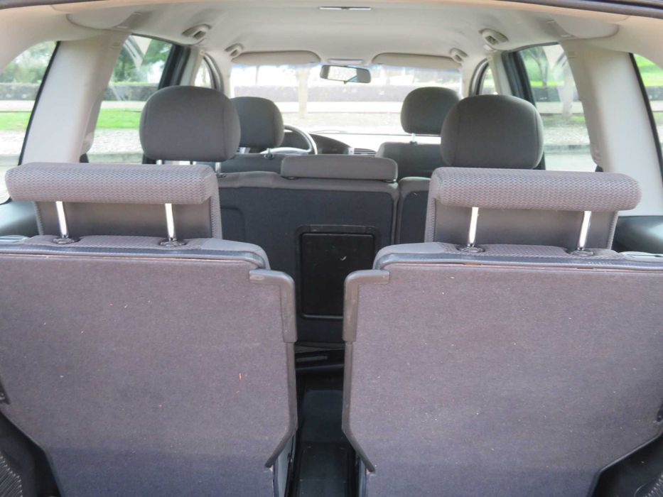 Opel Zafira 1.6 i Sport AC 7 Lugares