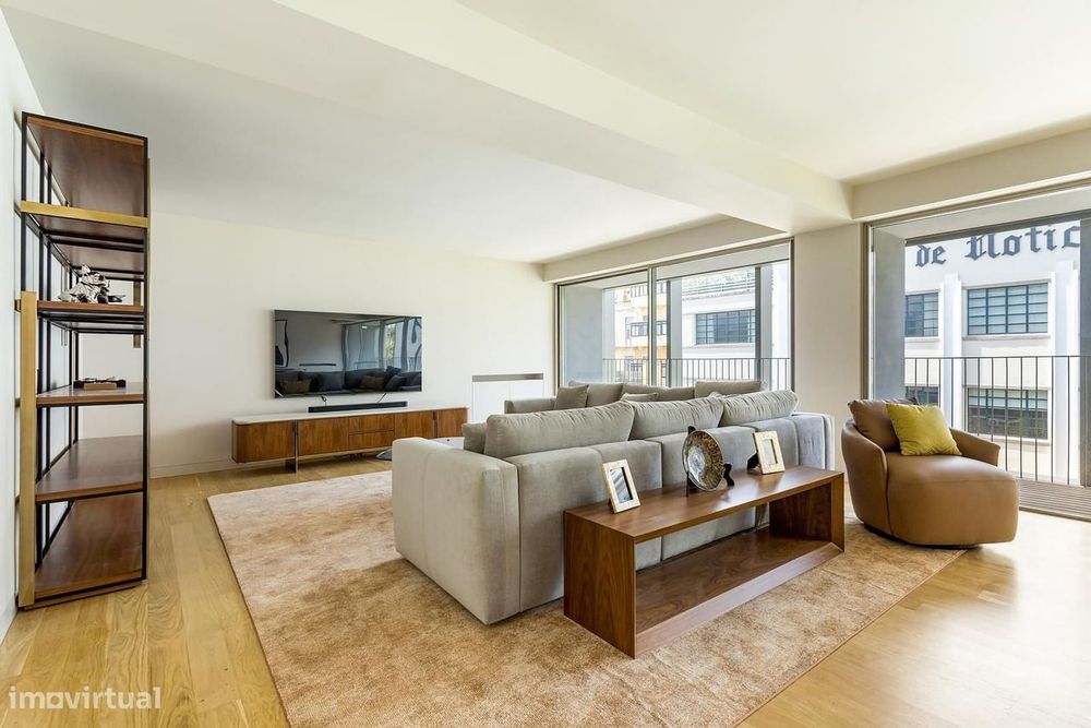 Apartamento T3 com vista, Duque de Loulé, Lisboa