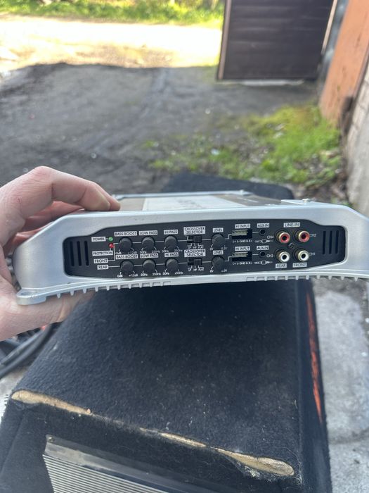 Продам усилитель Blaupunkt GTA 475