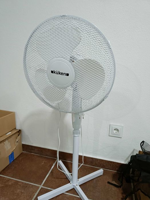 Ventilador de Pé KUKEN