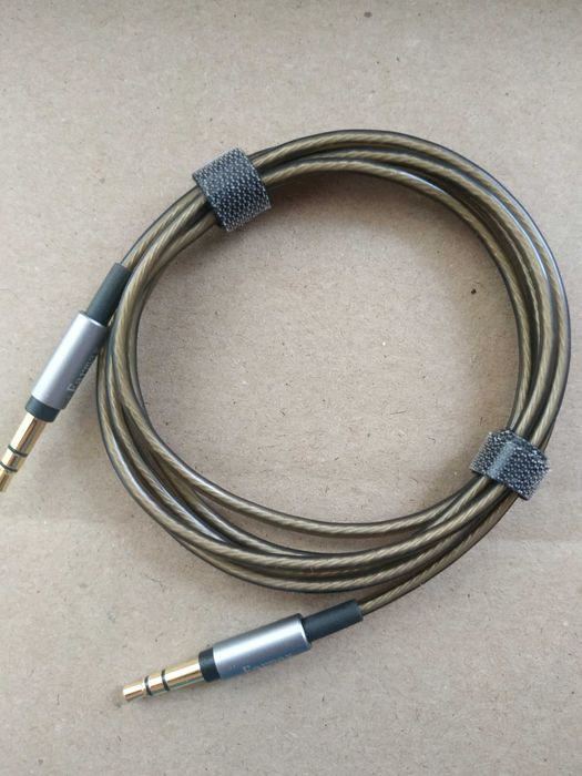 Earmax AUX - кабель  для наушников типа Philips Fidelio X1, X2, X2HR