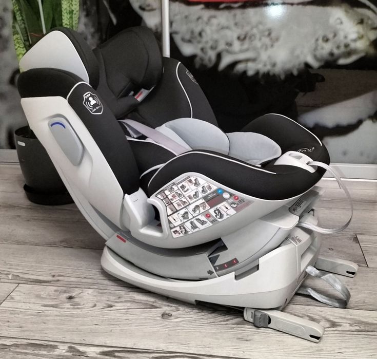 Дитяче автокрісло . Автокресло детское от 0-25кг  Isofix