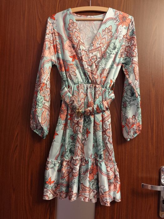 Sukienka nowa bez metki