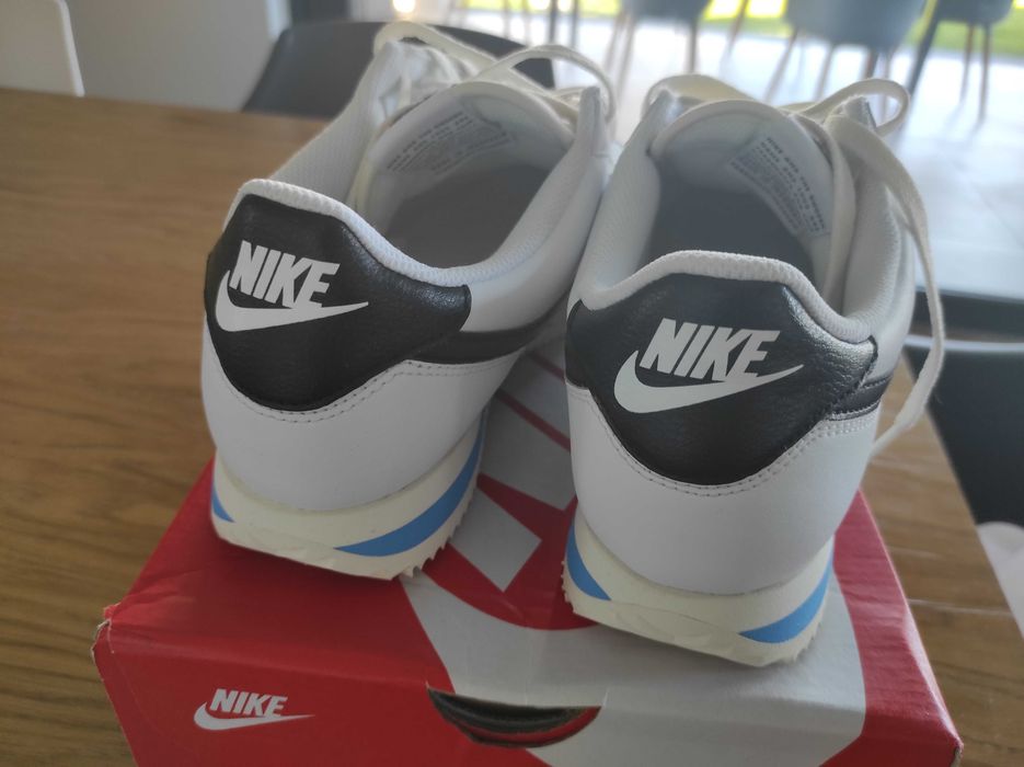 Nike Cortez roz 42