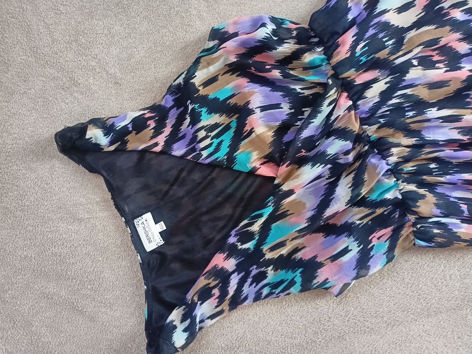Piękna letnia sukienka Bershka