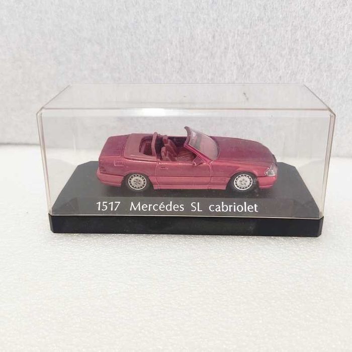 Mercedes SL Cabriolet Solido 1517 escala 1/43 na caixa