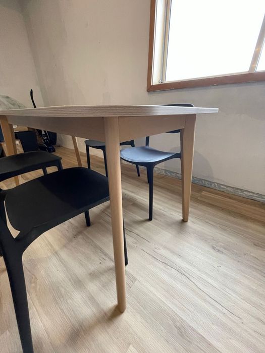 Mesa de Refeição+ 4 Cadeiras