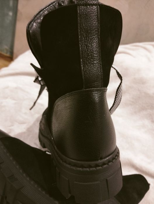 Жіночі зимові чоботи