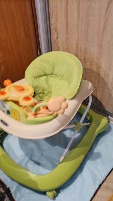 Продам ходунки Geoby.