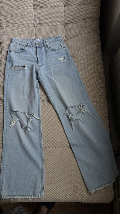 Продам джинсы  ZARA