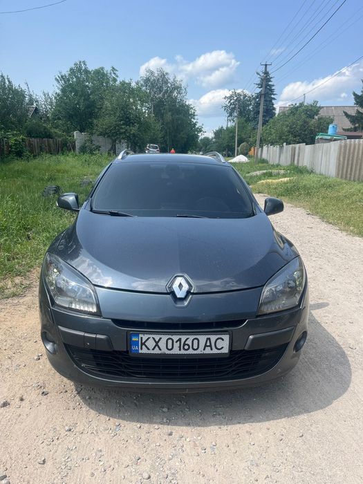 Продам машину Renault Megan Рено