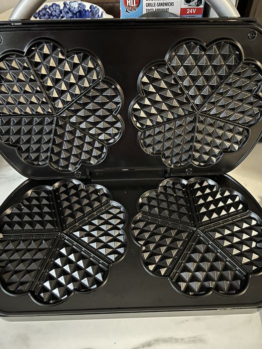 Podwójna gofrownica SDW 1200 B2 silvercrest