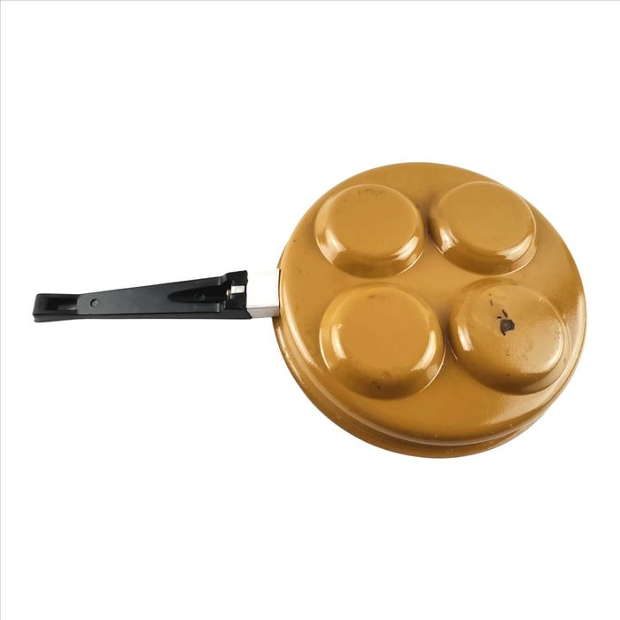 Patelnia do jajek i placków