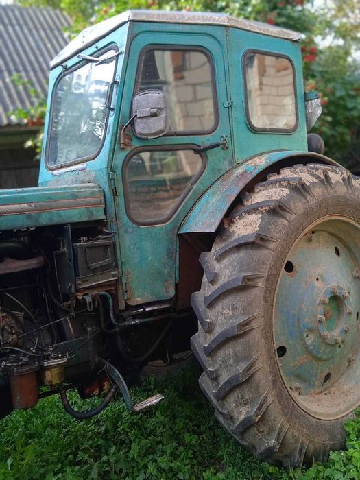 Продам трактор Т-40