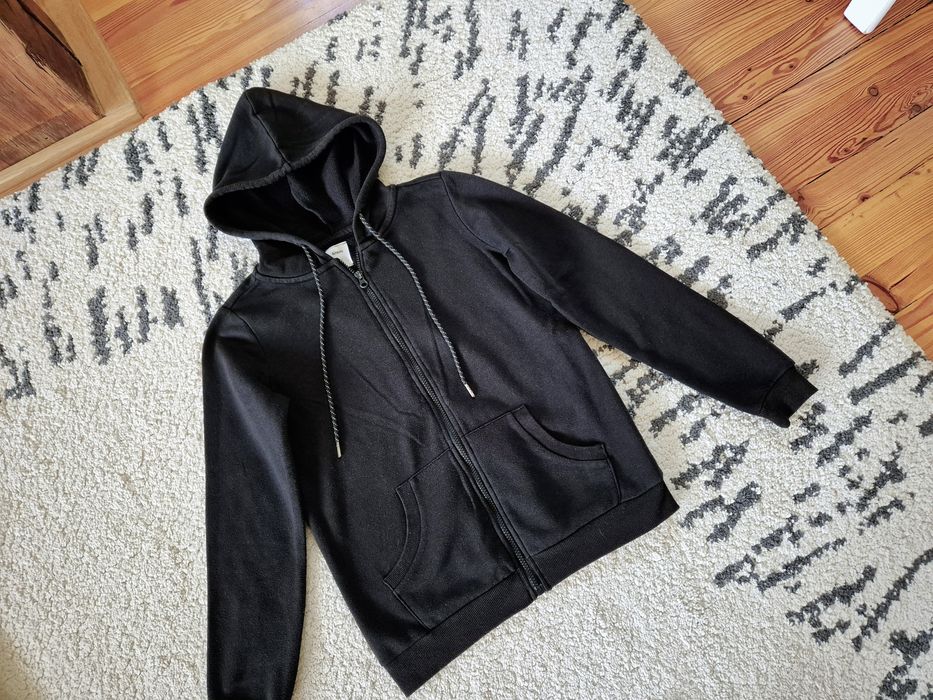 Czarna bluza z kapturem XXS 32 Sinsay bluzka