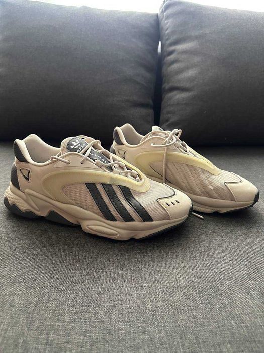Adidas Oztral GZ9409
