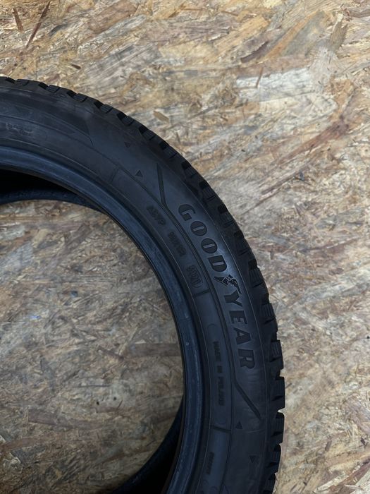 Зимові шини 205/50R17 93T GOOD/YEAR UltraGrip Arctic 2.гума резина шини