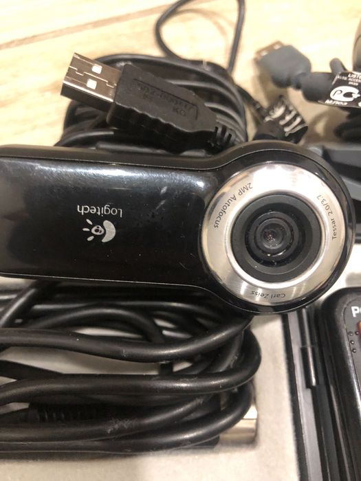 Веб- камера logitech