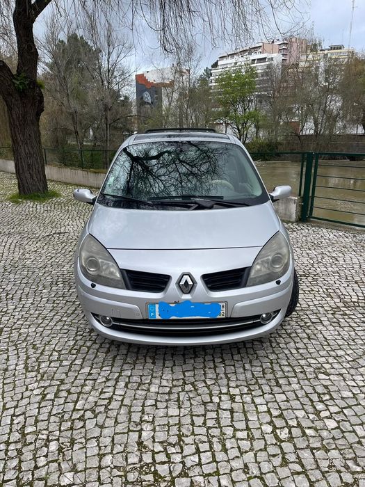 Grand Scenic ll
237.000KM