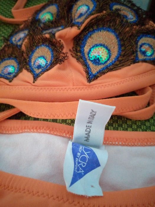 Купальник женский xs-s 70АВ-75АВ Италия как новый