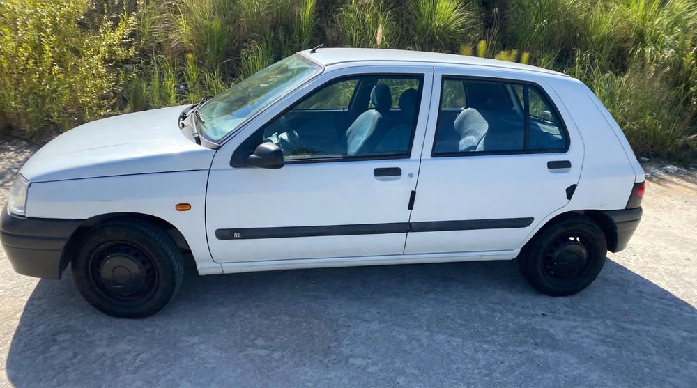 Renault Clio -1996