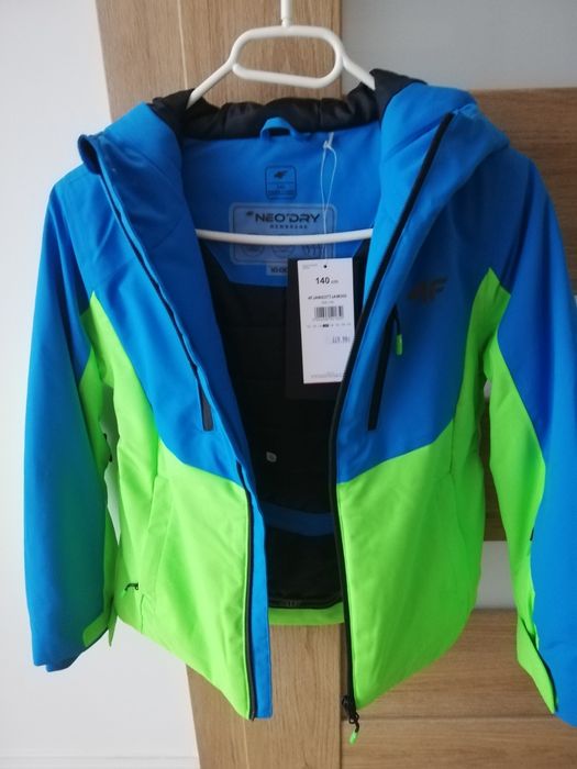 Kurtka narciarska rozmiar 140 nowa