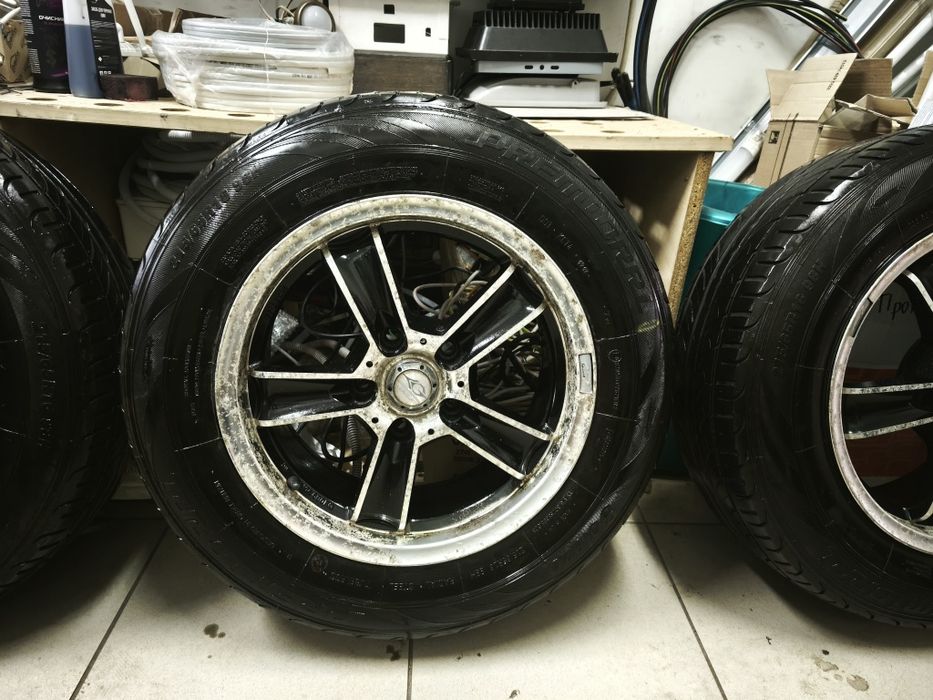 Продажа легкосплавних дисків з літньою  резиною R16 215/65 (розболтовка 5*120) ЕТ40