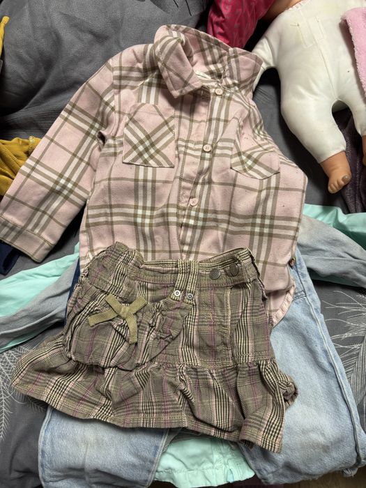 Отдам бесплатно пакет вещей на девочку 86-92
