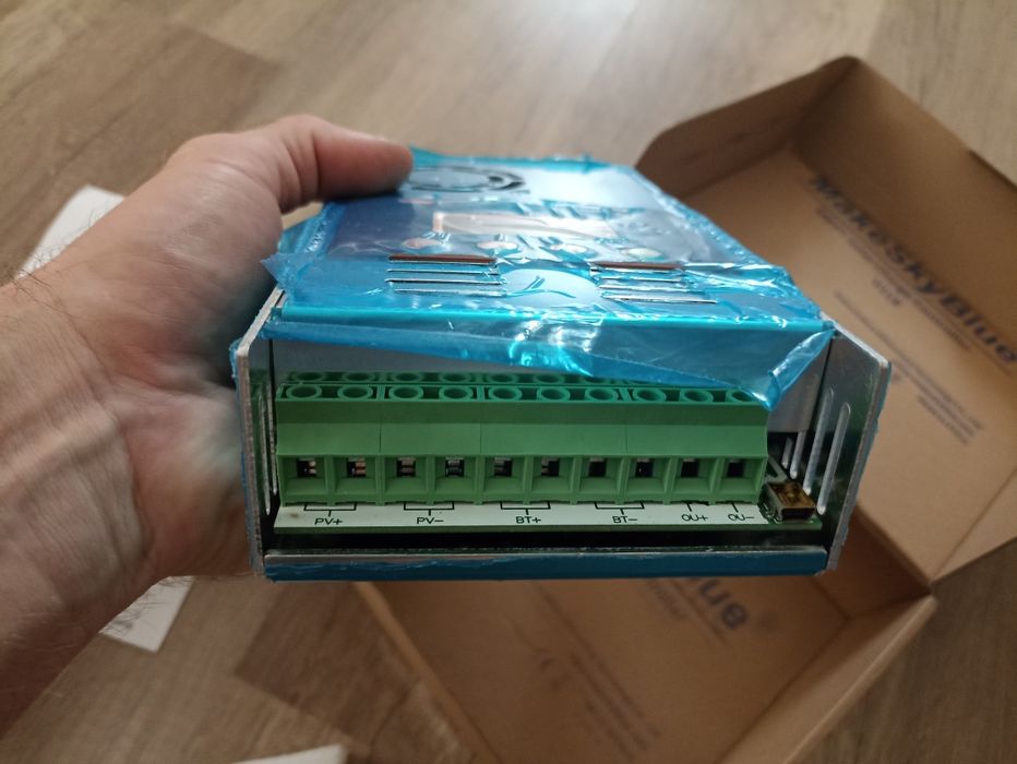 MPPT Сонячний контролер Make Sky Blue V118, солнечный контролле