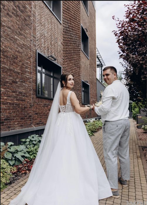 Весільна   сукня