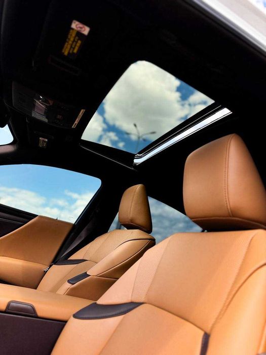Lexus ES 2021 300h e-CVT
