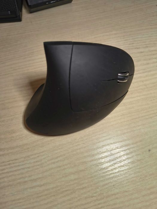 Вертикальна бездротова оптична мишка UKC, 2,4 ГГц, 5 кнопок, 1600 dpi