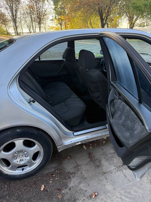 Mersedes Benz  w210  2.6  Акпп газ  бензин