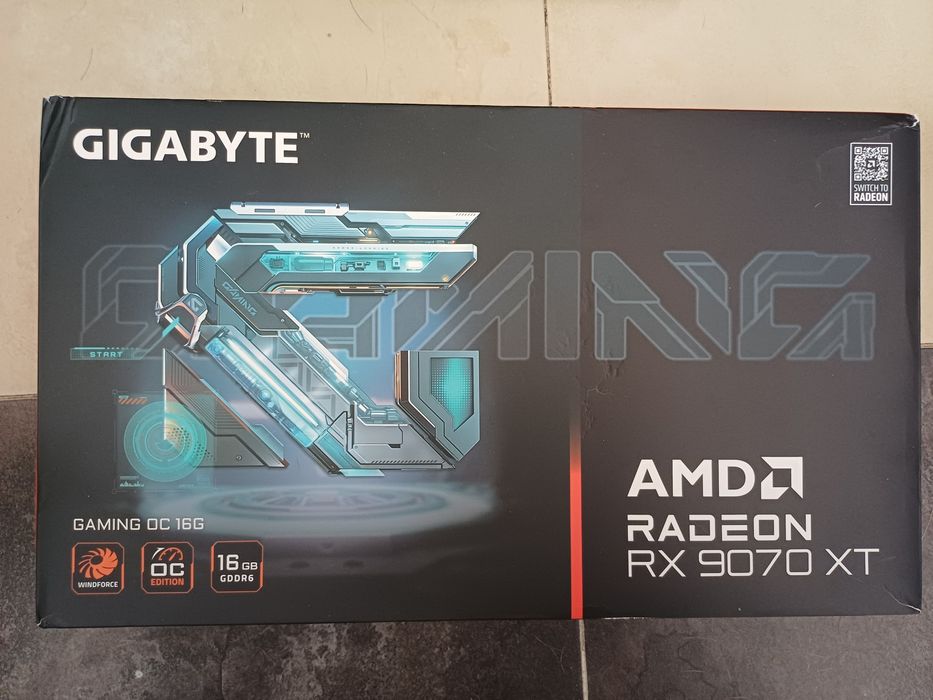 Gigabyte  Gigabyte Radeon RX 9070 XT Gaming OC 16G