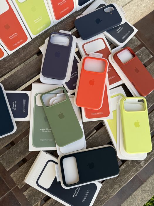 Apple Capas Silicone Magsafe iPhone 17/17pro/17pro max
