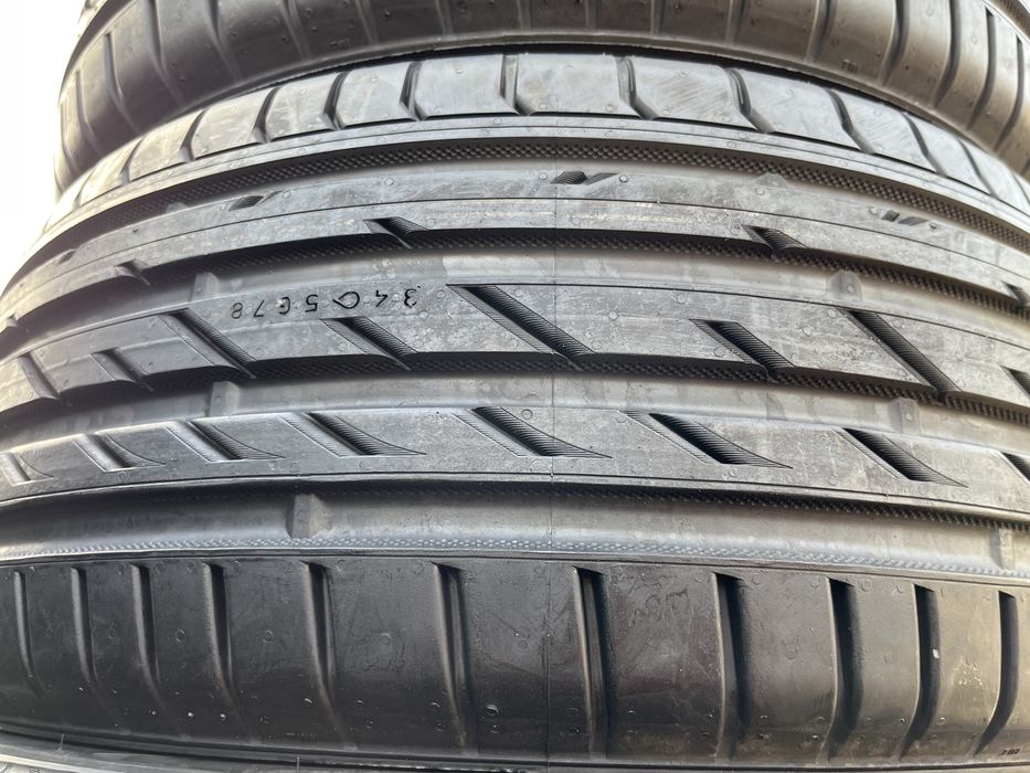225/40/R18 (нові) Nokian ZLine вул.Дружківська12