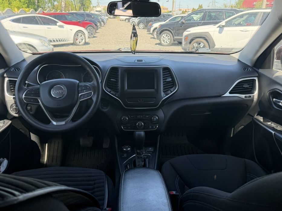 Авто Jeep Gherokee 4х4 перша регістрація