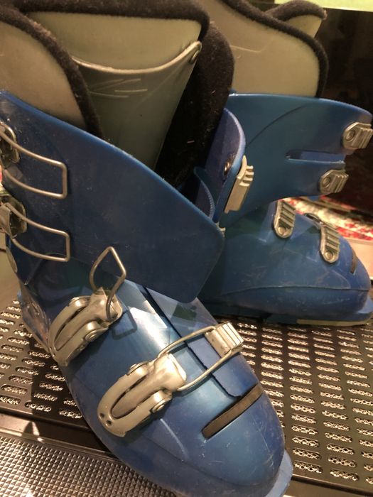 Продам лыжные ботинки 24,5 размер