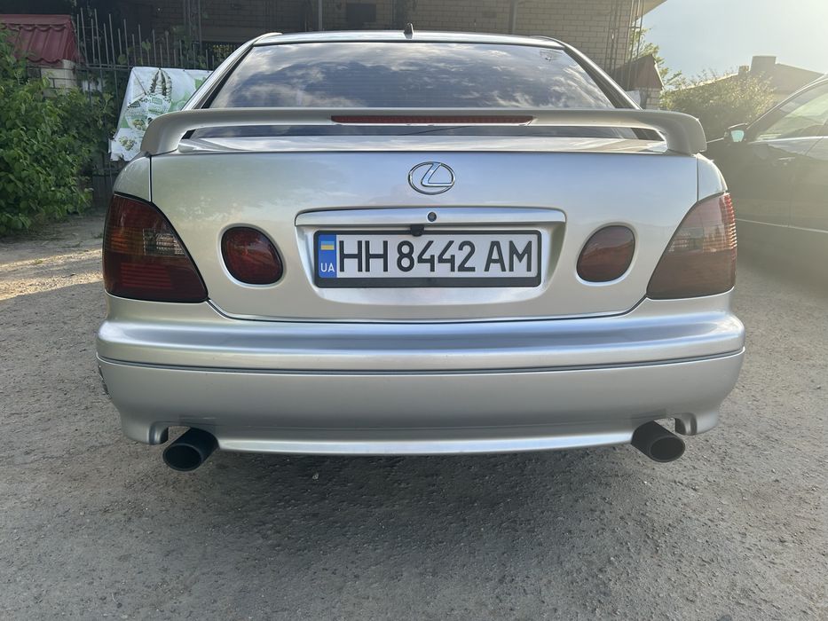 Продам лексус gs300