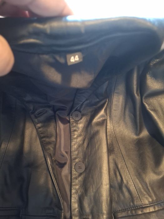 Casaco de pele genuína, em ótimo estado n.44 mas veste pequeno