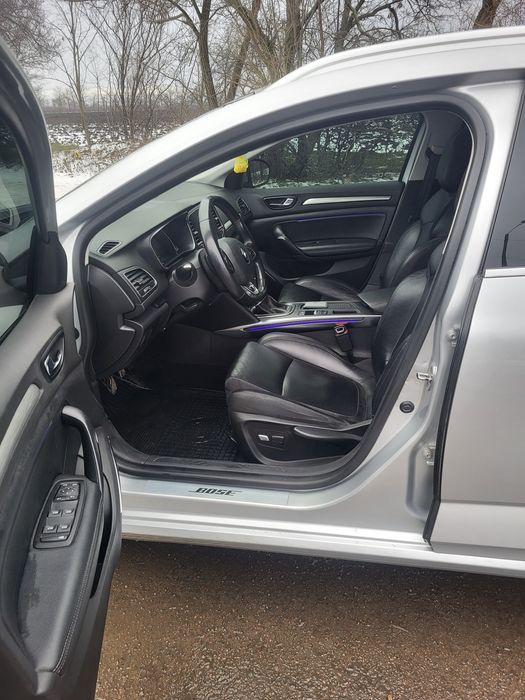 Renault Megane IV  BOSE