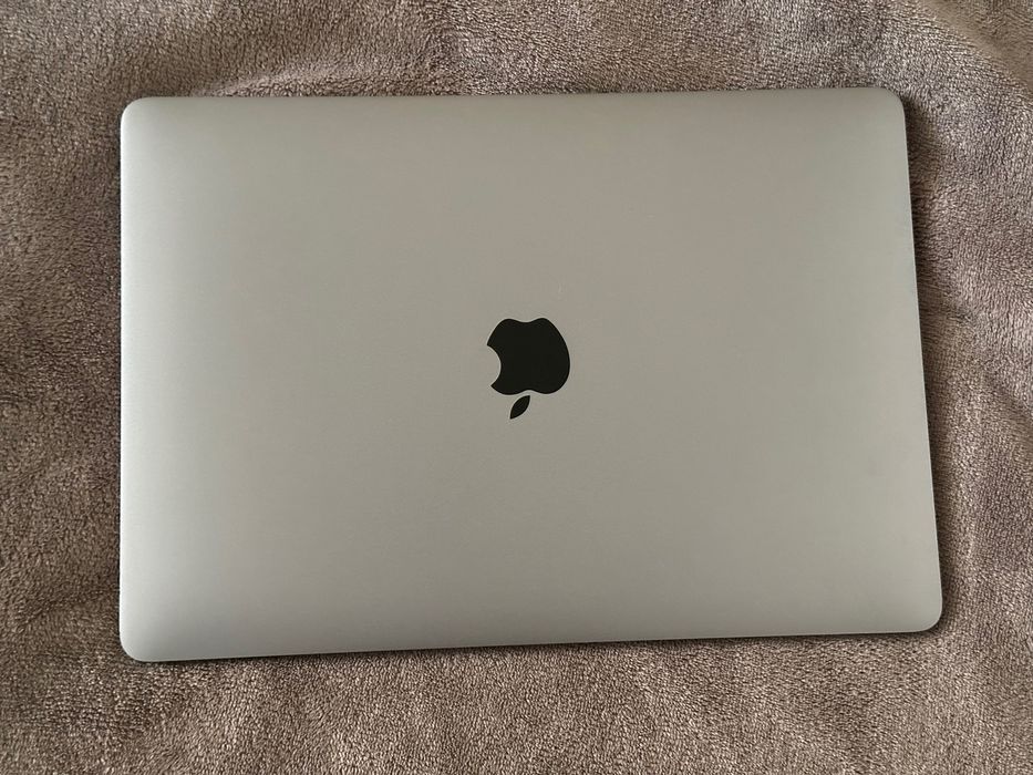 Macbook Air 13 M1 8/256 A2337 (m2 m3 m4)