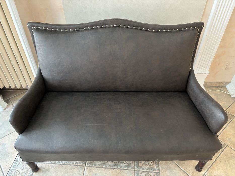 Skórzana kanapa do poczekalni sofa antyk