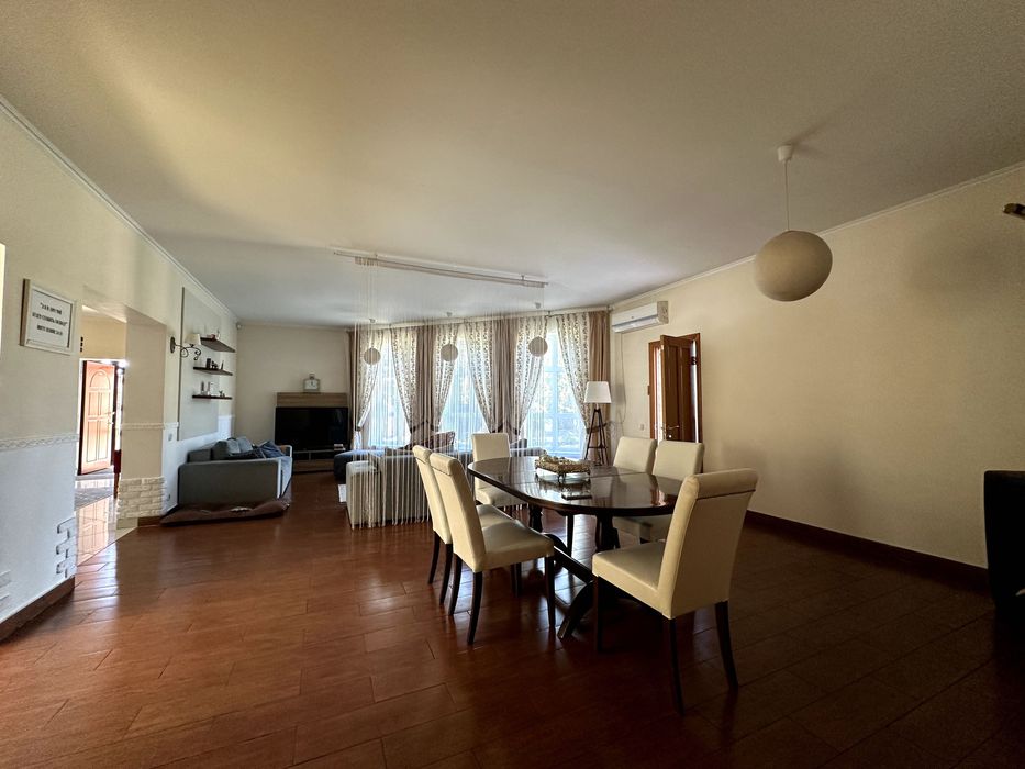 Продам Будинок 330м2 12 сот Романків поруч Сонячна Долина Ходосівка