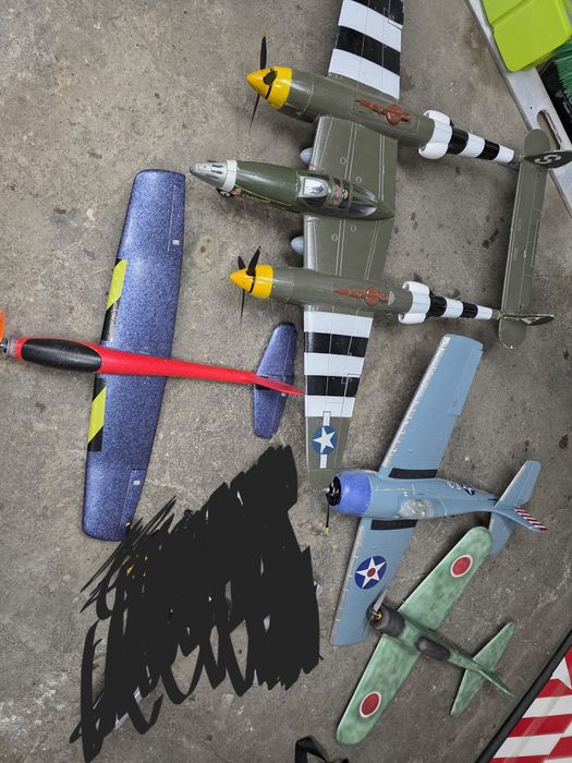 Samolot RC, model zdalniesterowany P-38, Wildcat, Zero, Lidl